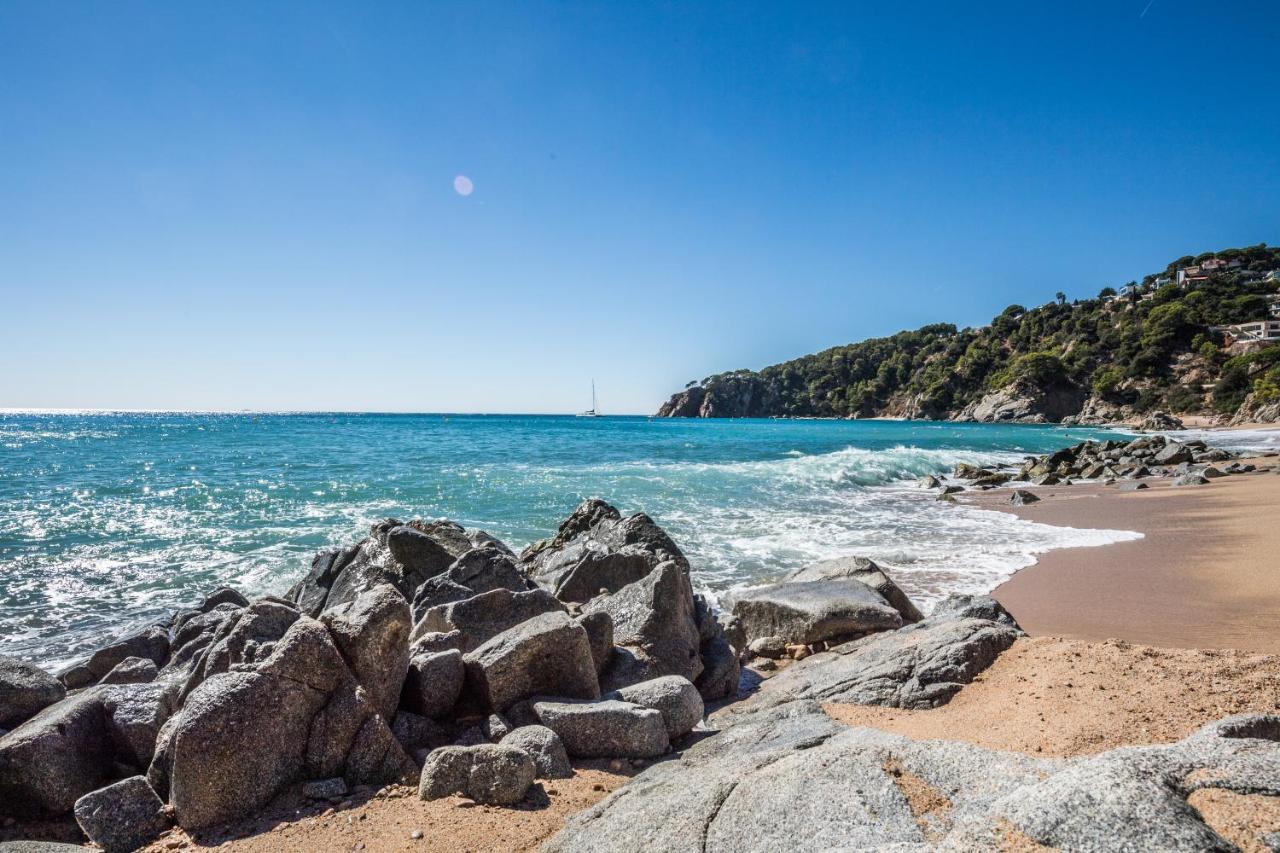 Camping Cala Llevado Tossa de Mar Exterior photo